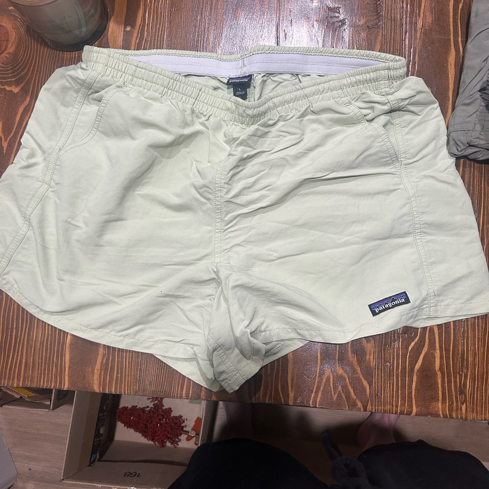 Women’s  Patagonia Baggies